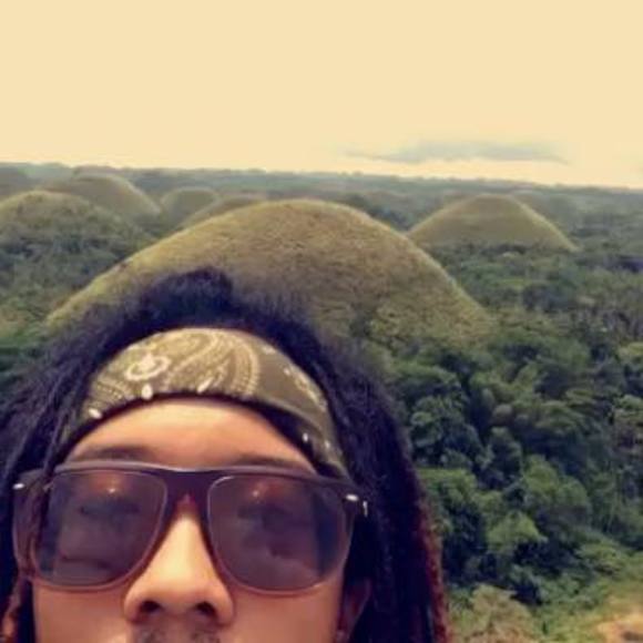 Meet your Posher, Kenneth - Picture 1 of 1